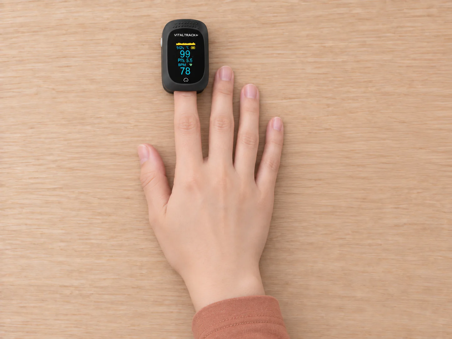 Vitaltrack pulse oximeter product and everyday use